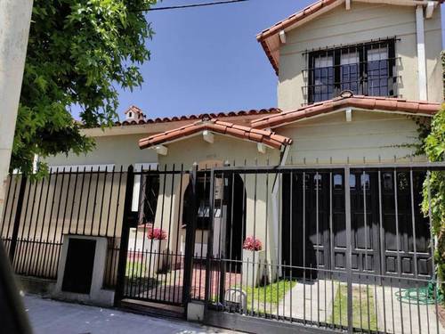 Casa en venta en Mar Chiquita 2900, Castelar, Moron, GBA Oeste, Provincia de Buenos Aires