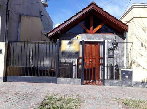 Casa en venta en BULNES al 1600, El Palomar, Moron, GBA Oeste, Provincia de Buenos Aires