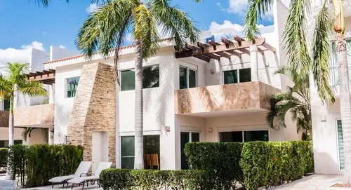 Casa en venta en Isla Victoria, Cancún, Benito Juárez, Quintana Roo