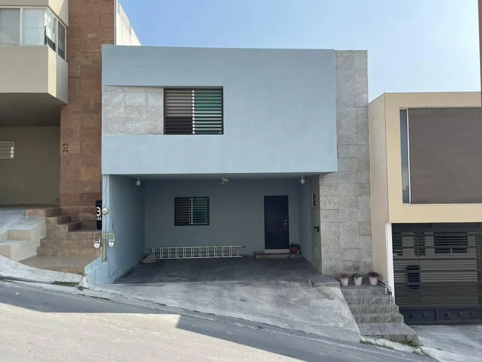 53 Casas en venta en Lomas del Vergel, Monterrey, Nuevo León | Mudafy