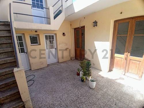 Casa en venta en Tapalque 4618, Parque Avellaneda, CABA