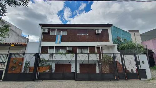 Casa en venta en Sarmiento al 2600, Castelar, Moron, GBA Oeste, Provincia de Buenos Aires
