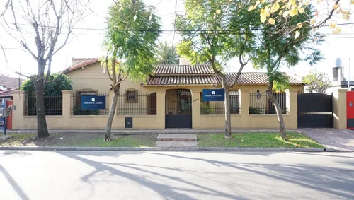 Casa en venta en Araoz al 3200, Castelar, Moron, GBA Oeste, Provincia de Buenos Aires