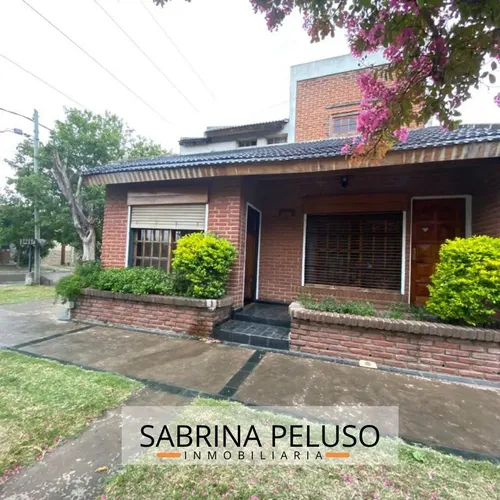 Casa en venta en Independencia al 2800, Merlo, GBA Oeste, Provincia de Buenos Aires