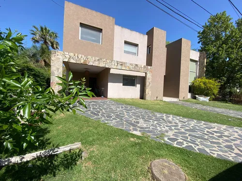 Casa en venta en VENECIA B 106/116, Loma Verde, Escobar, GBA Norte, Provincia de Buenos Aires