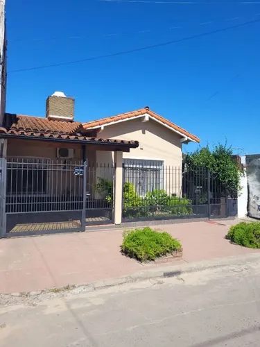 Casa en venta en Godoy Cruz, San Antonio de Padua, Merlo, GBA Oeste, Provincia de Buenos Aires