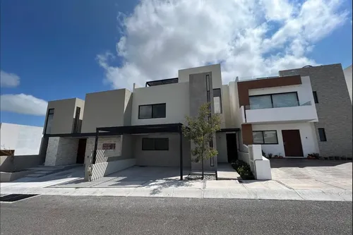 Condominio en venta en Cercanía de El Marqués, El Marqués, Santiago de Querétaro, Querétaro