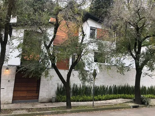 Casa en venta en Caobas, Bosques de las Lomas, Cuajimalpa de Morelos, Ciudad de México