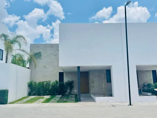 Casa en venta en Cercanía de Altos Juriquilla, Altos Juriquilla, Santiago de Querétaro, Querétaro