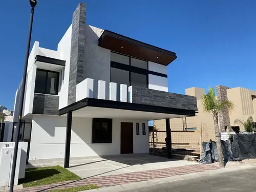 Casa en venta en Cercanía de Residencial Portanova, Residencial Portanova, Corregidora, Querétaro