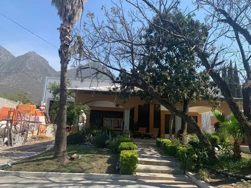Casa en venta en Cercanía de La Estanzuela, La Estanzuela, Monterrey, Nuevo León