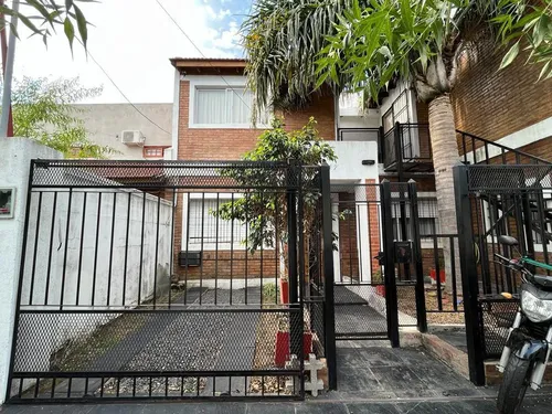 Casa en venta en Villanueva 3100, Castelar, Moron, GBA Oeste, Provincia de Buenos Aires