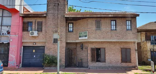Casa en venta en Alvares Jonte  al 900, Castelar, Moron, GBA Oeste, Provincia de Buenos Aires