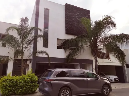 11 Casas en venta en Puerta de Hierro, Monterrey, Nuevo León | Mudafy