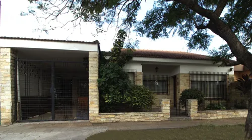 Casa en venta en Gabriela Mistral  al 1200, Ituzaingó, Ituzaingó, GBA Oeste, Provincia de Buenos Aires