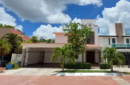 Casa en venta en Cercanía de Supermanzana 12, Cancún, Benito Juárez, Quintana Roo
