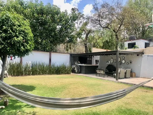 Casa en venta en Circuito Geografos, Ciudad Satélite, Naucalpan de Juárez, Estado de México