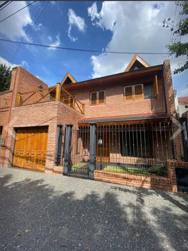 Casa en venta en San Carlos  al 1500, Santos Lugares, Tres de Febrero, GBA Oeste, Provincia de Buenos Aires