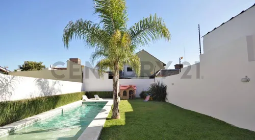 Casa en venta en Venancio Flores 680, Ituzaingó, GBA Oeste, Provincia de Buenos Aires