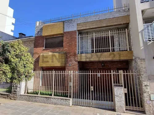 Casa en venta en MURGUIONDO, Liniers, CABA