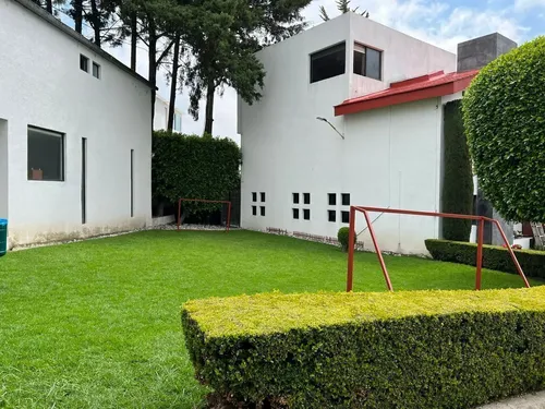 Casa en venta en Cercanía de San Nicolás Totolapan, San Nicolás Totolapan, La Magdalena Contreras, Ciudad de México