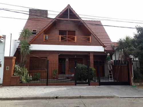 Casa en venta en HUAURA 389, Moron, GBA Oeste, Provincia de Buenos Aires