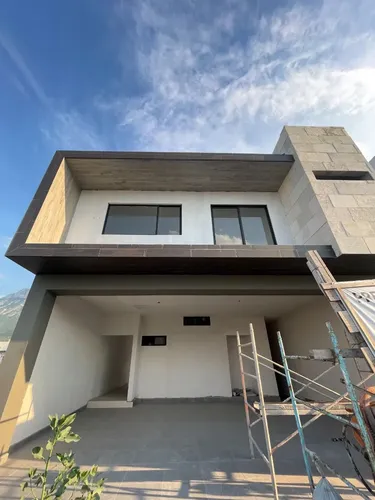 Casa en venta en Cercanía de Santoral, Santoral, García, Nuevo León
