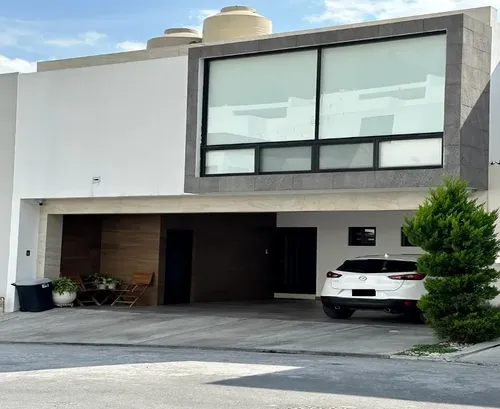 Casa en venta en Cercanía de Paseo del Vergel, Paseo del Vergel, Monterrey, Nuevo León