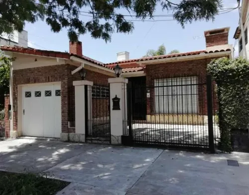 Casa en venta en Zufriategui, Ituzaingó, Ituzaingó, GBA Oeste, Provincia de Buenos Aires