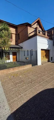 Casa en venta en Pilar 1400, Mataderos, CABA
