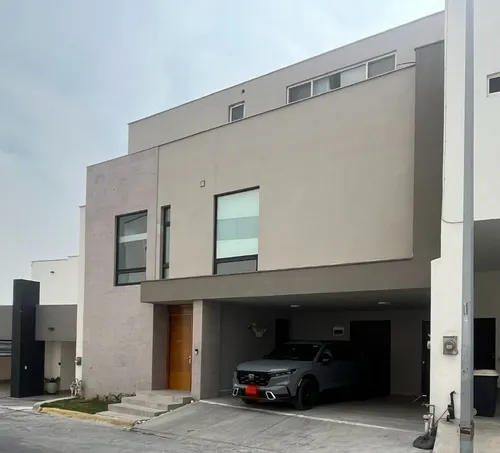 Casa en venta en Cercanía de Residencial Dinastía, Residencial Dinastía, Monterrey, Nuevo León