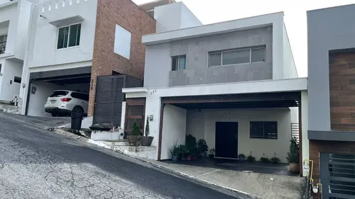 Casa en venta en Av Lomas del Vergel, Lomas del Vergel, Monterrey, Nuevo León
