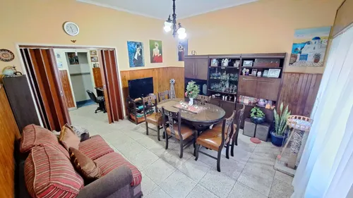 Casa en venta en General Juan Jose Valle al 600, Moron, GBA Oeste, Provincia de Buenos Aires