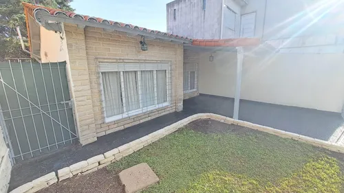 Casa en venta en Cullen  al 400, Moron, GBA Oeste, Provincia de Buenos Aires