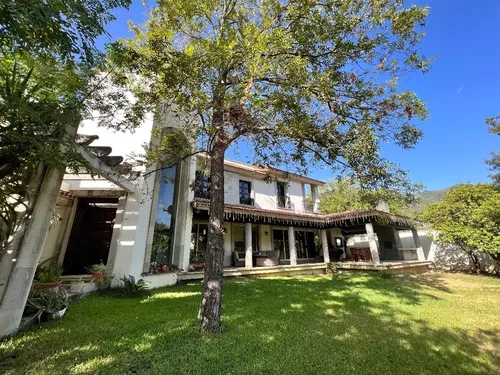 Casa en venta en Los fresnos, Las Jaras, Monterrey, Nuevo León