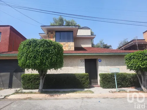 Casa en venta en Av. Hacienda de Carindapaz 0, Atizapán de Zaragoza, Estado de México