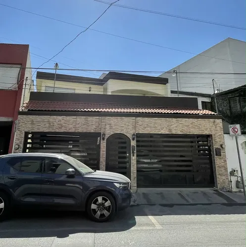 Casa en venta en Urdiales, Leones, Monterrey, Nuevo León
