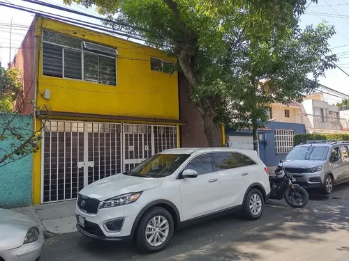 Casa en venta en 13, Coyoacán, Ciudad de México