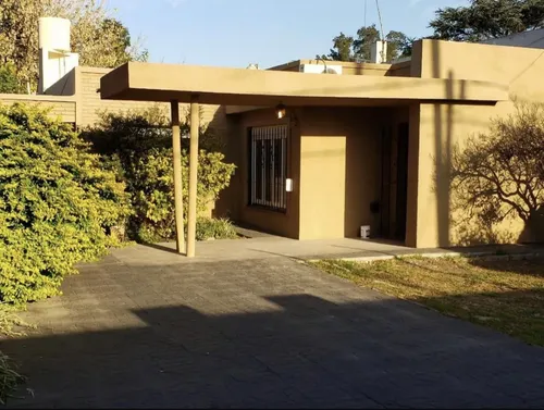 Casa en venta en Fray luis beltran  al 2200, Ituzaingó, Ituzaingó, GBA Oeste, Provincia de Buenos Aires