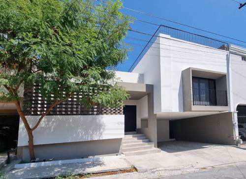 Casa en venta en Colinas de San Jerónimo, Colinas de San Jerónimo, Monterrey, Nuevo León