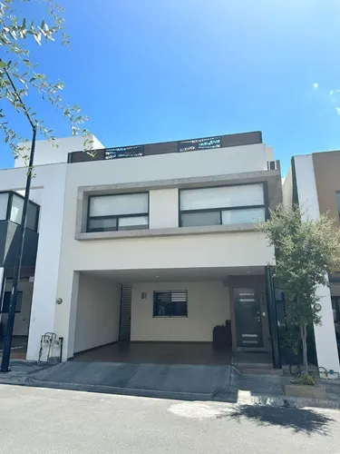 Casa en venta en Cercanía de Rincón del Vergel, Rincón del Vergel, Monterrey, Nuevo León