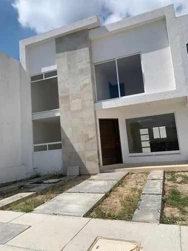 Condominio en venta en Lis, Zakia, Santiago de Querétaro, Querétaro