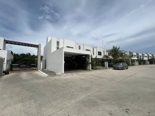 Casa en venta en Cercanía de La Joya, Quintana Roo