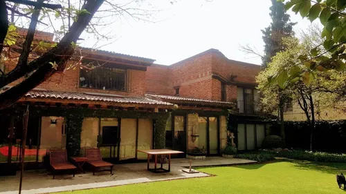 Casa en venta en Bosque de Robles, Bosque de las Lomas, Miguel Hidalgo, Ciudad de México