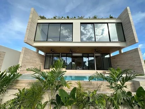 Casa en venta en Cercanía de Puerto Cancún, Puerto Cancún, Cancún, Benito Juárez, Quintana Roo