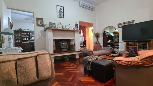 Casa en venta en Av. Eva Peron 1100, Caballito, CABA