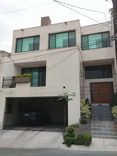 Casa en venta en Pablo M. de Saraste, Colinas de San Jerónimo, Monterrey, Nuevo León