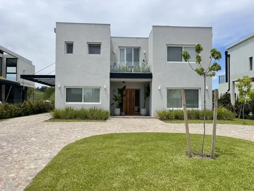 Casa en venta en Av de los Lagos 100, Puertos del Lago - Acacias, Escobar, GBA Norte, Provincia de Buenos Aires
