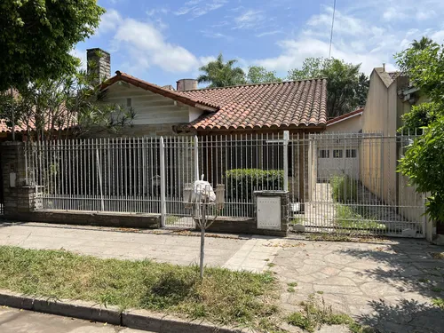 Casa en venta en Cacique Coliqueo 1200, Villa Sarmiento, Moron, GBA Oeste, Provincia de Buenos Aires