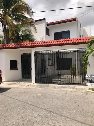 Casa en venta en CASA EN VENTA EN CANCUN EN LA SUPERMANZANA 100, Juárez, Cancún, Benito Juárez, Quintana Roo